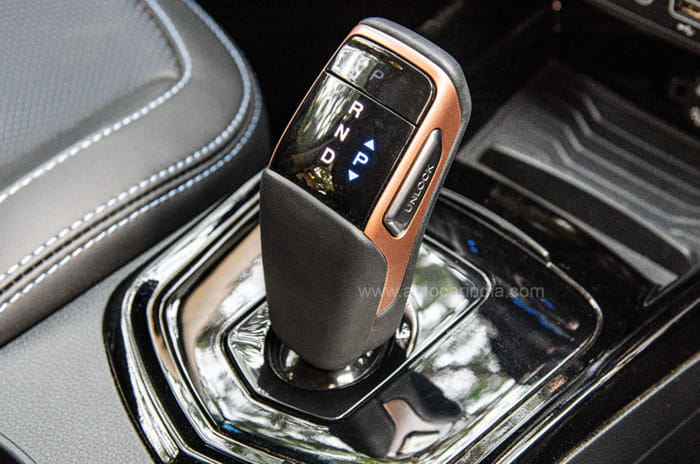 Mahindra XUV400 vs Tata Nexon EV comparison: Challenger to the crown